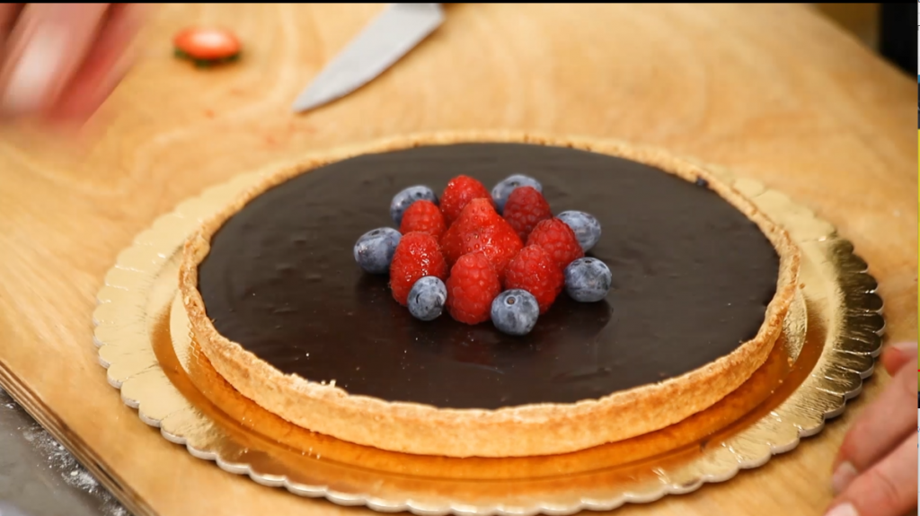 CORSO di pasticcere PROFESSIONISTA CROSTATA ALLA GANACHE CIOCCOLATO